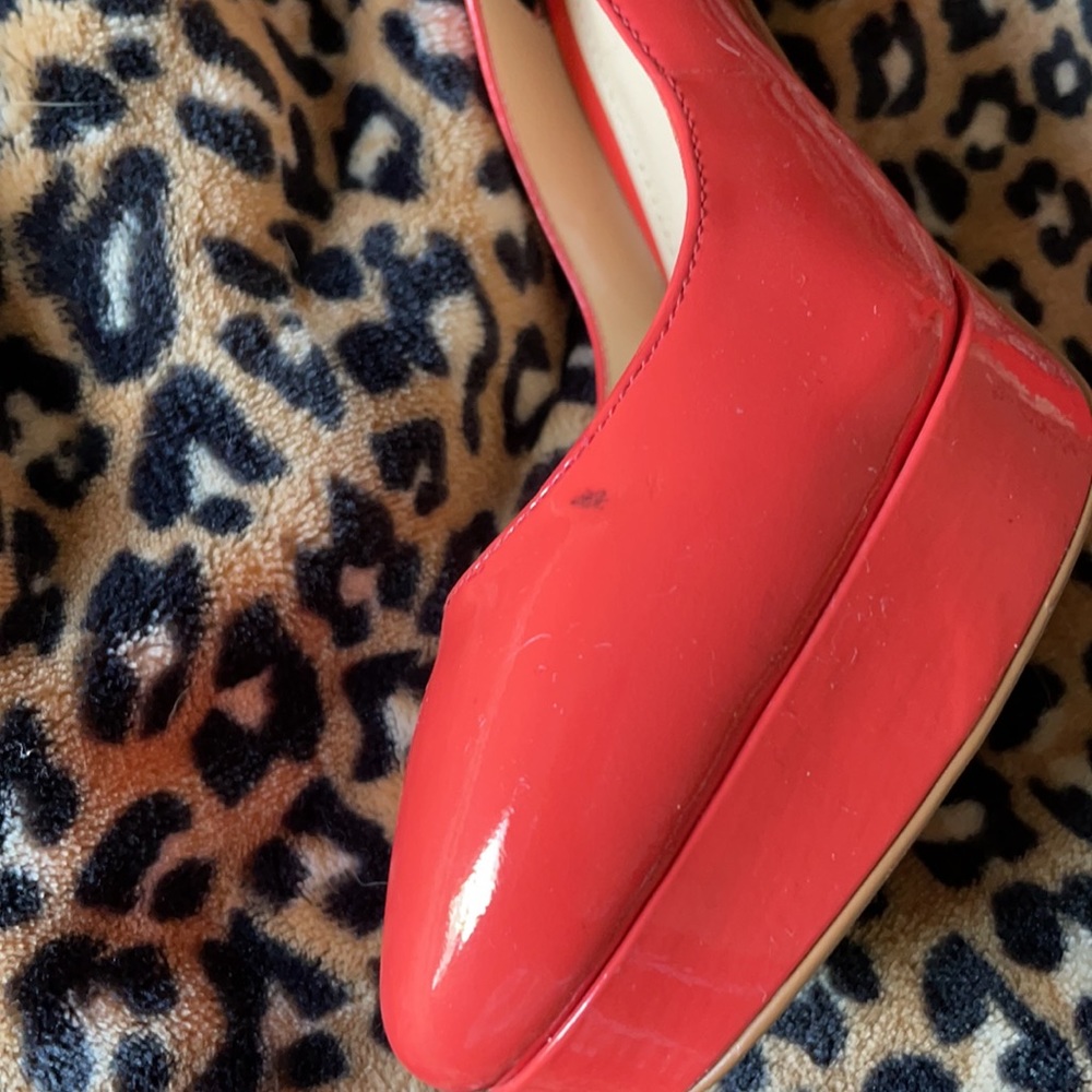 Vince Camuto patent leather platform sling back pumps - Picture 2 of 3